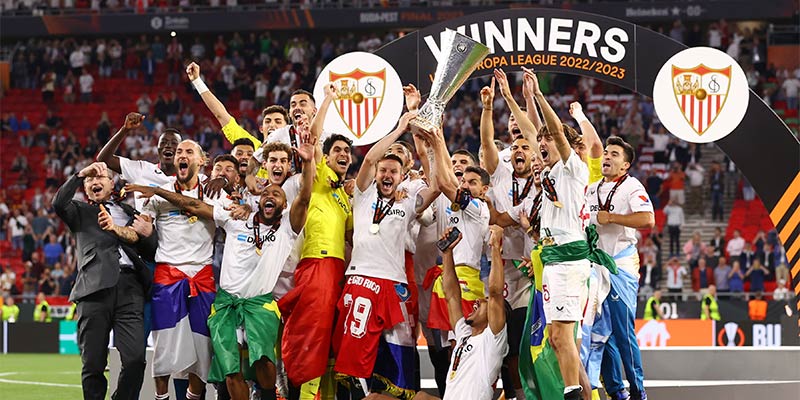 Sevilla là CLB vô địch Cúp C2 nhiều nhất, chưa từng thua bất kỳ trận chung kết nào